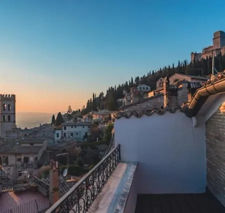 Domus Fonte Dei Leoni