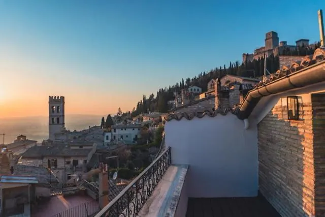 Domus Fonte Dei Leoni